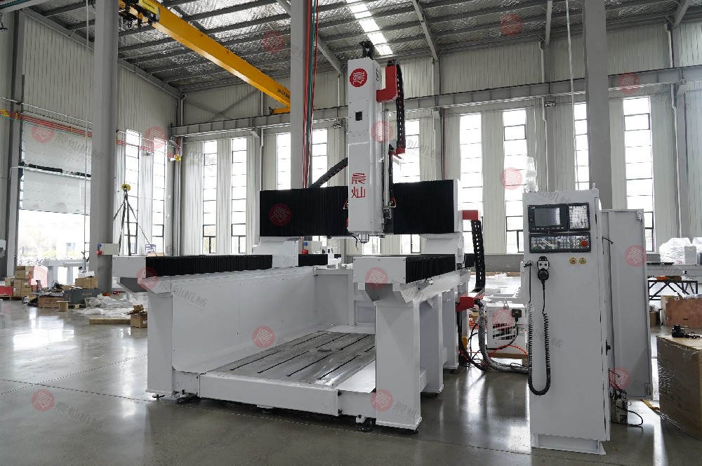 SF1222三軸木模加工中心_T型槽臺面_右前視圖_全景__實拍__橫屏__TP00896.jpg
